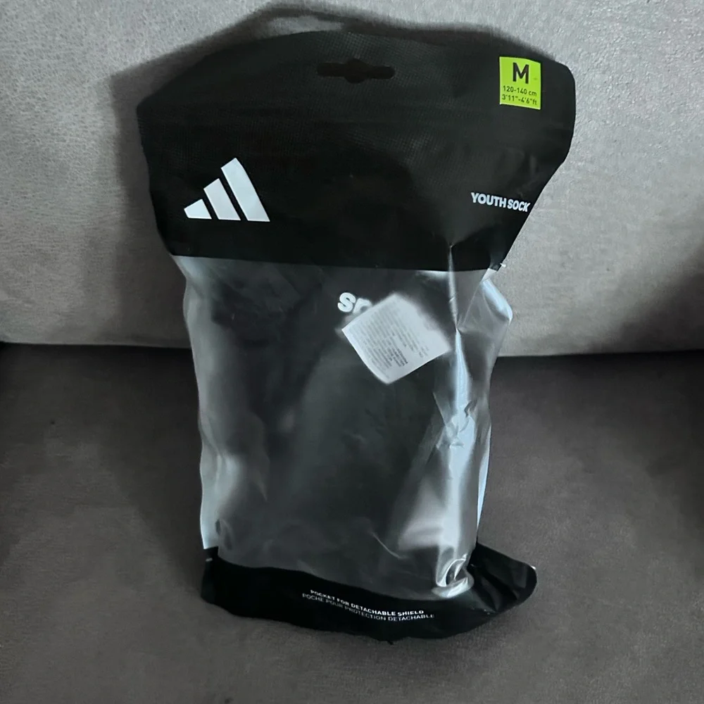 50%offw❤️ Adidas Soccer/Football Youth Sock Guard, Black/White, Size M HG99